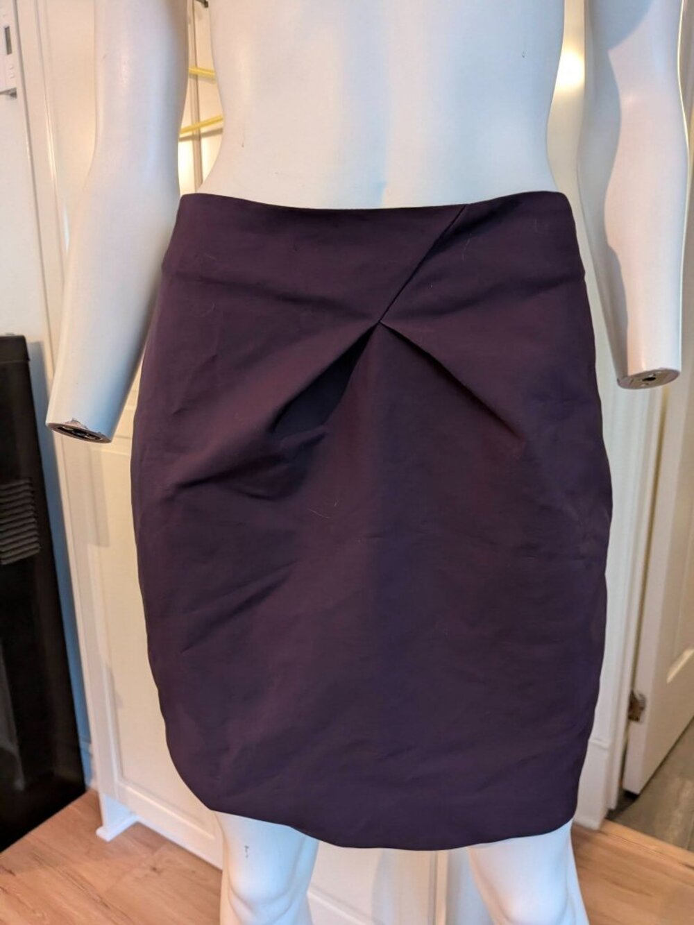 H&M burgundy skirt, size 8